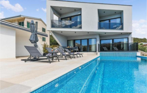 Beautiful Home In Marina